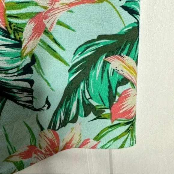 Minkpink Sunshine Coast Floral Print Tie Neck Halter Swing Top Size Small - Picture 16 of 16
